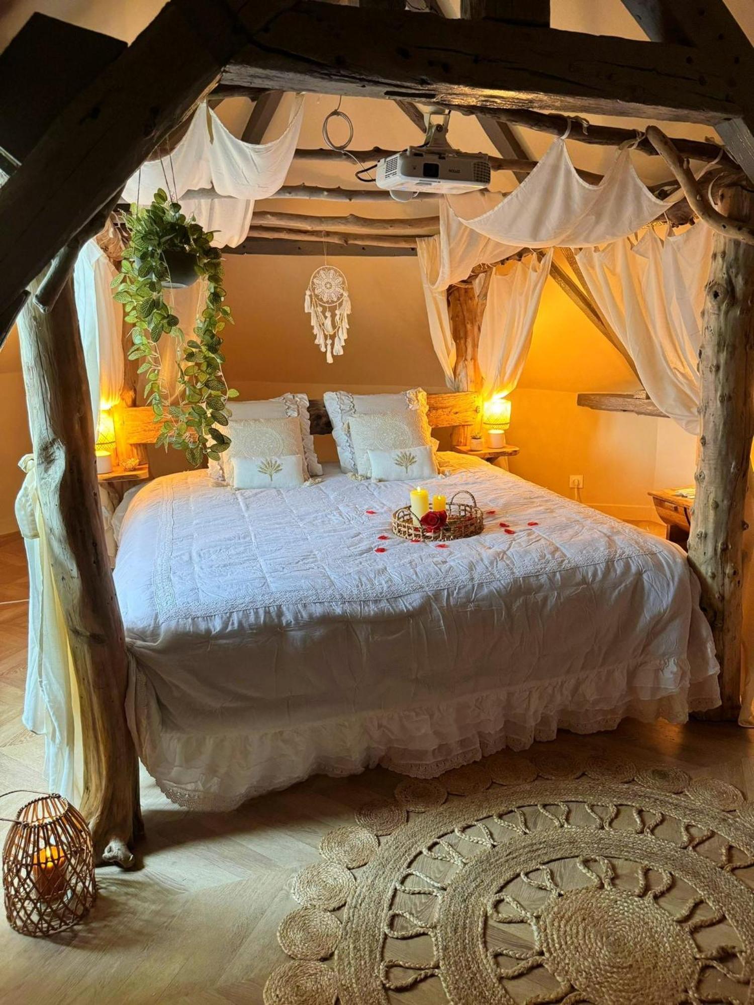 Duplex Safari Jusqu'A 4 Personnes, Spa, Cinema Et Lit Sous Les Arbres, Day Use, 10 Min Centre Amiens Ngoại thất bức ảnh