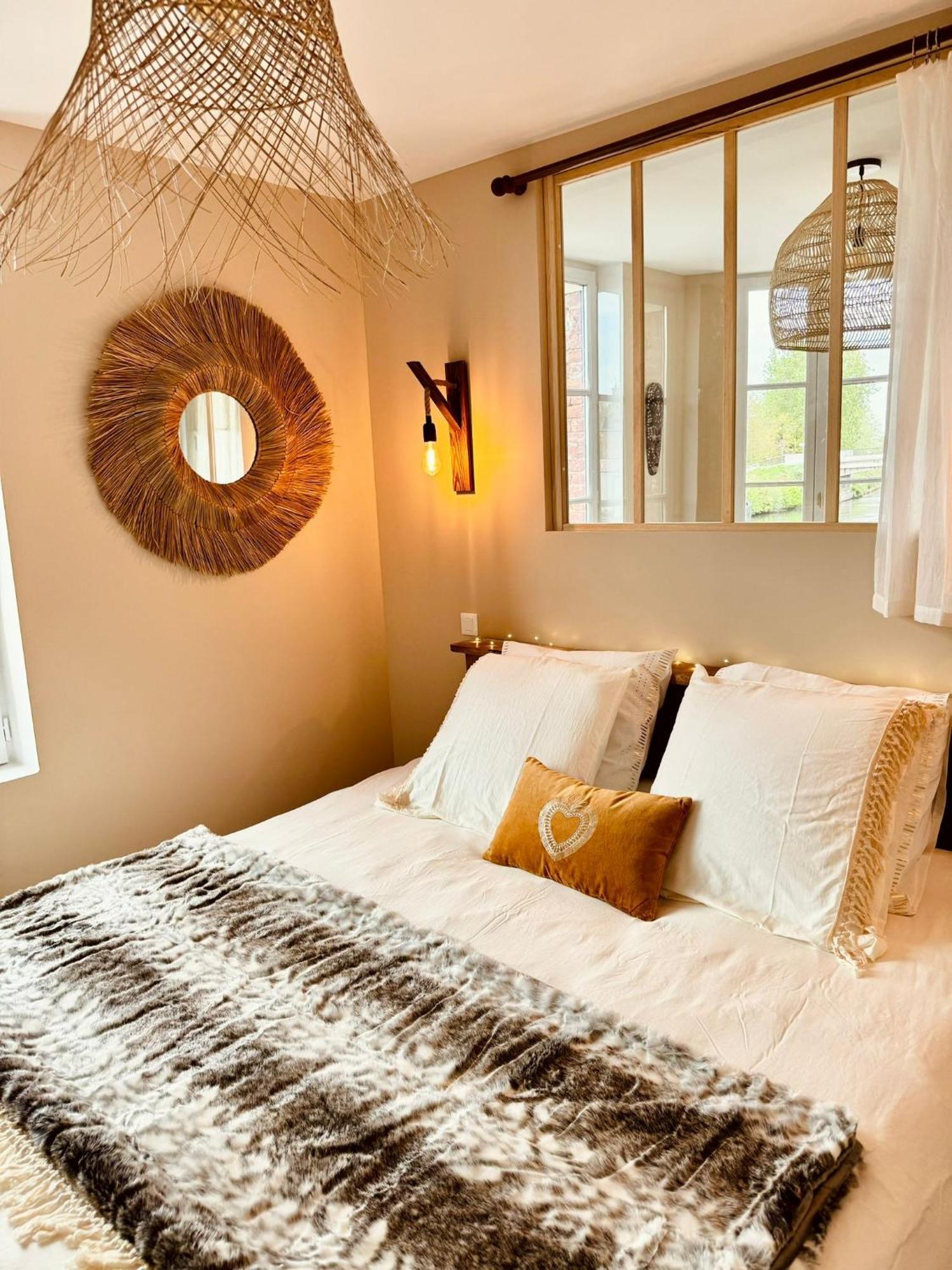 Duplex Safari Jusqu'A 4 Personnes, Spa, Cinema Et Lit Sous Les Arbres, Day Use, 10 Min Centre Amiens Ngoại thất bức ảnh